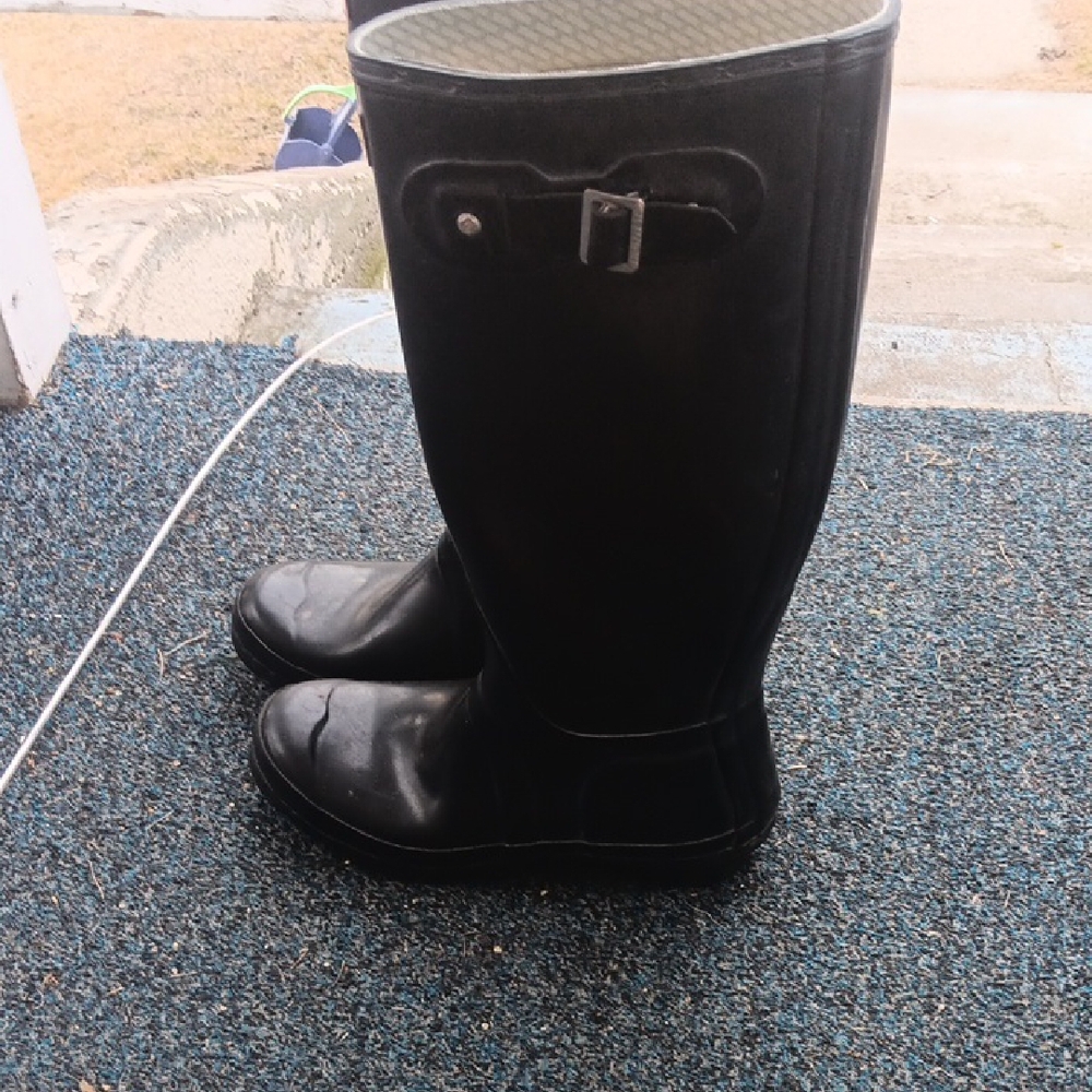 Hunter Black Tall Rain Boots - Picture 3 of 3